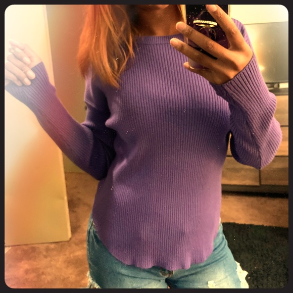 Sweater - Picture 1 of 5